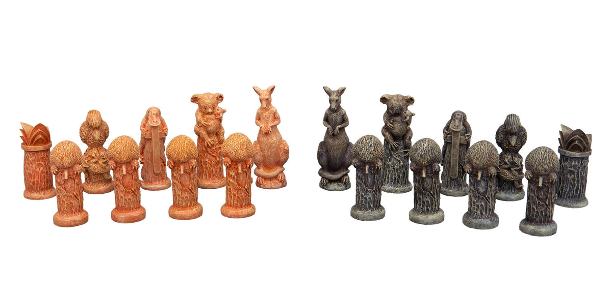 Dal Rossi Italy Hand-Painted Australiana Chess Set, Mahogany & Maple 40cm
