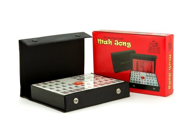 Mahjong Set 28cm in black vinyl case